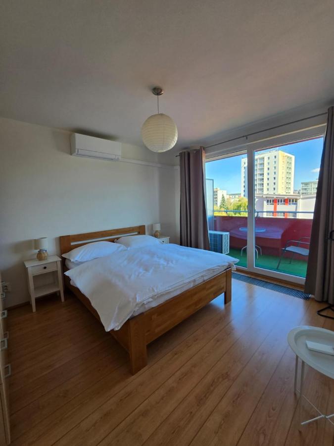 Apartment mit 1 Schlafzimmer und Balkon