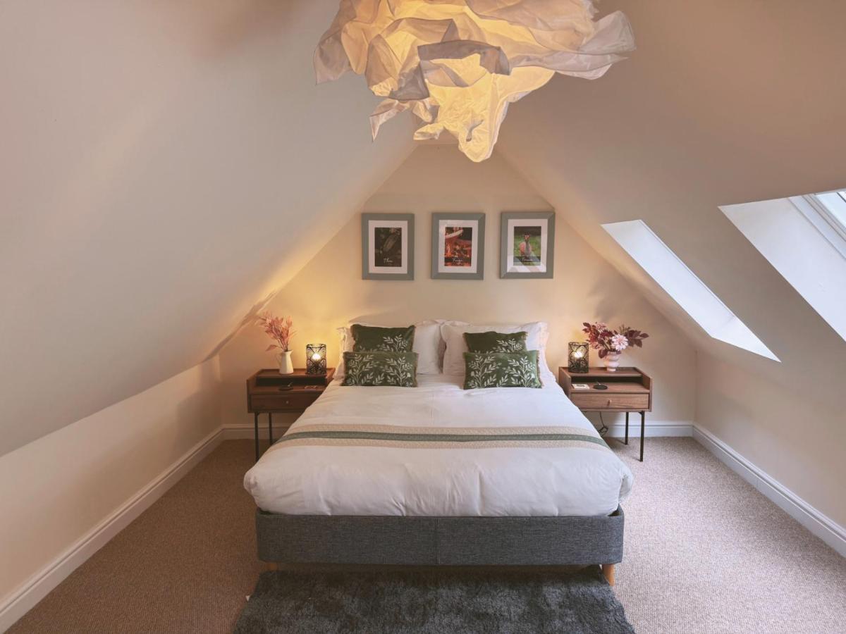Bramble Lodge, Woodland Retreat, Forest of Dean - Chambres d'hôtes Gloucester
