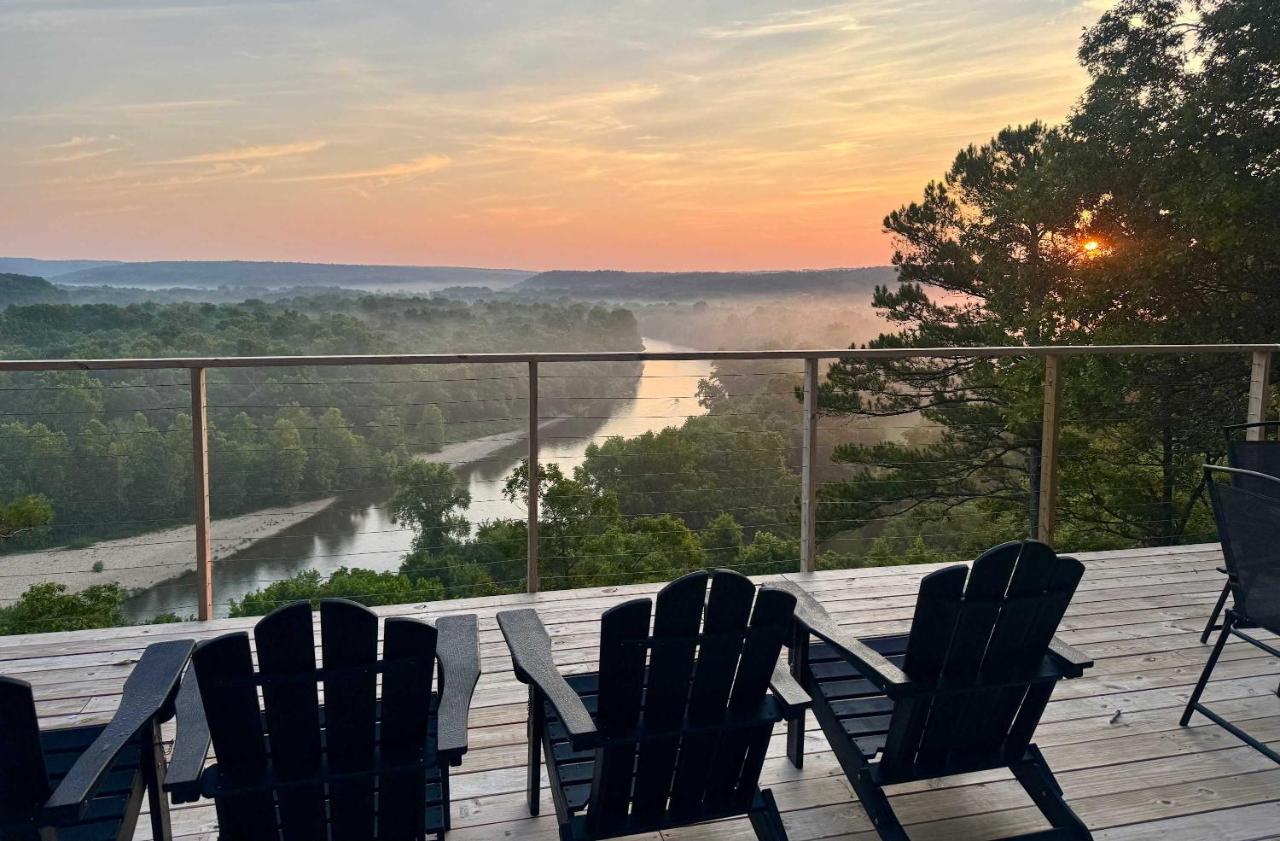 Eagle Rock Cabin Illinois River view - B&B Tahlequah