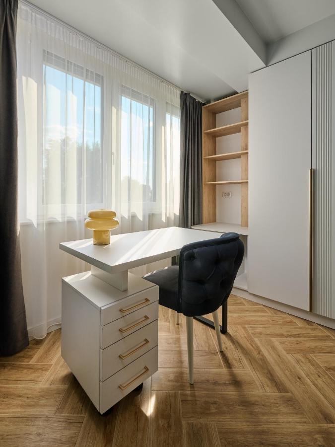 Lapis Nest Central Iasi by Seven Stone - Chambres d'hôtes Iași
