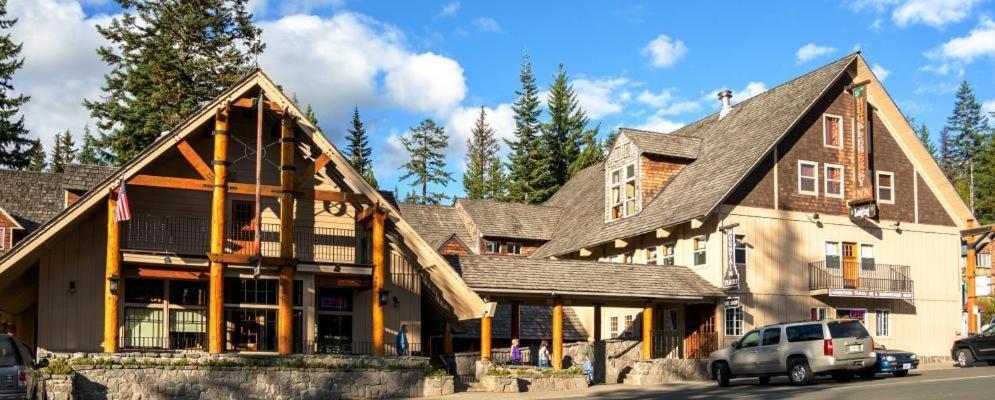 Little Trail Lodge - Unit A - B&B