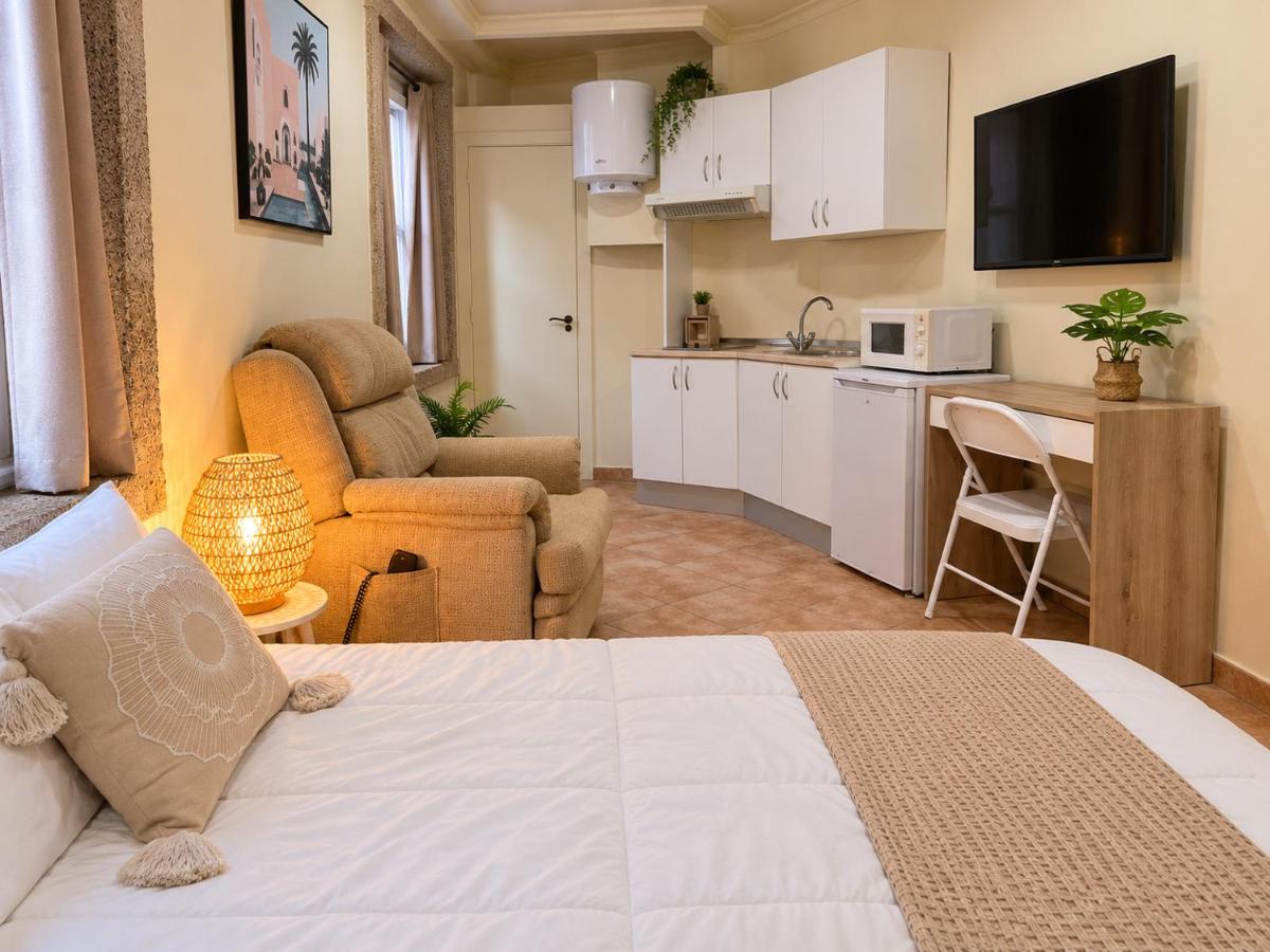 Holibai , Estudio céntrico para singles , Baiona - B&B Baiona