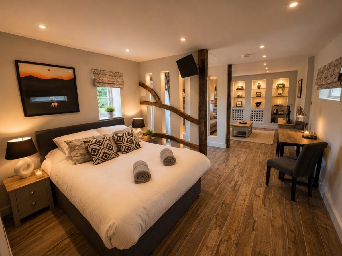PRINT ROOM 2 at Strattons Hotel - B&B Swaffham