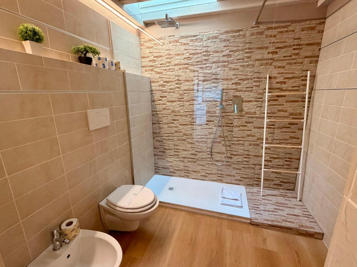 Sky View - 2 mins from the Arena - B&B Verona