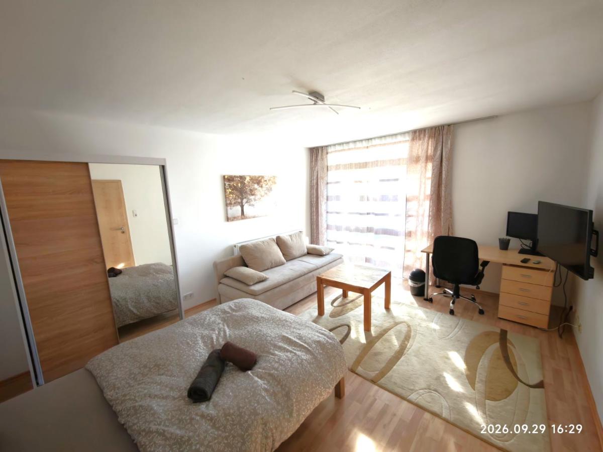 Bahnhofs-und Zentrumsnahe schöne 2-Zimmer Wohnung - B&B Landshut