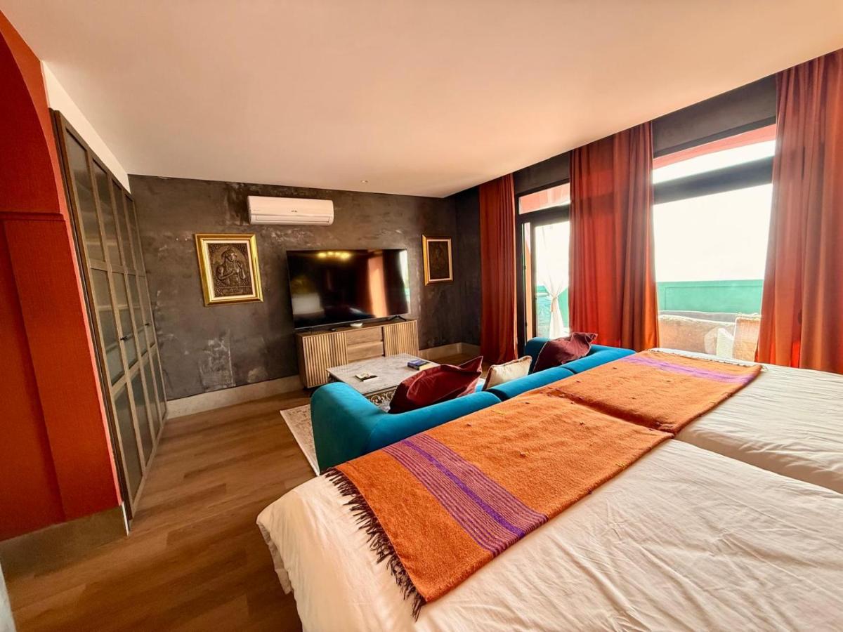 Superior King Room