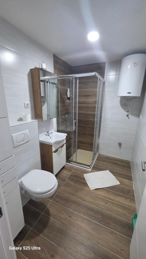 Apartman Mima - Bed and Breakfast Inđija