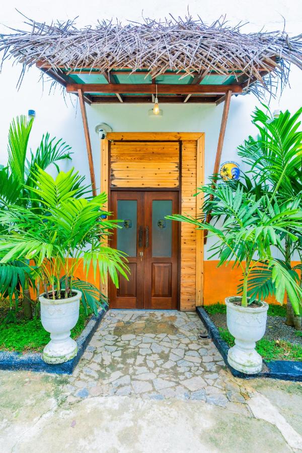 The Green Wave, Hiriketiya - B&B Dikwella