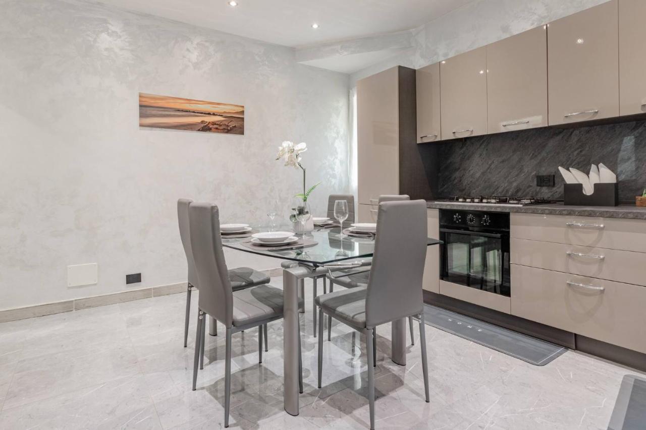 H11 SIMPLE HOME - Parcheggio - B&B Bordighera