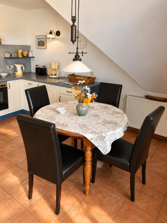 "Bootsmannskammer" by Ferienhaus Strandgut - Ferienwohnung Born