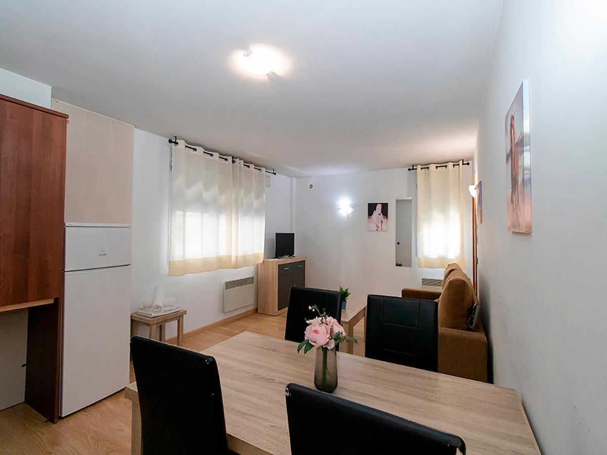 Apartamentos Araco 3000