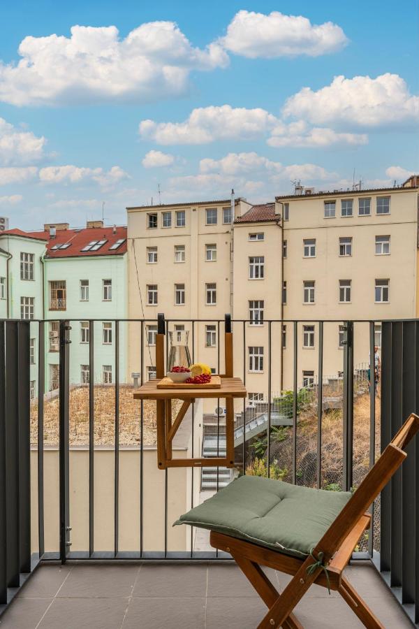 Visit Oomph Apartments - B&B Praga