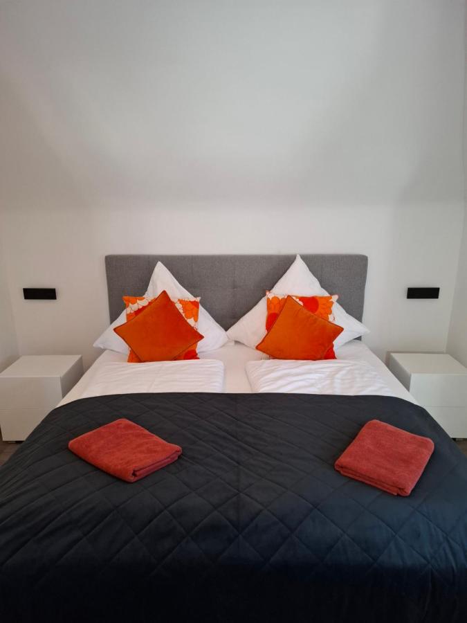 Geräumige Designwohnung mit Panorama-Aussicht - Chambres d'hôtes Ennepetal
