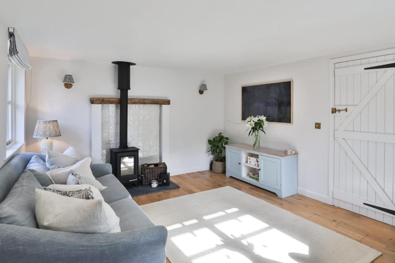 *New* Tranquil Countryside Luxury Barn Conversion - B&B Georgeham