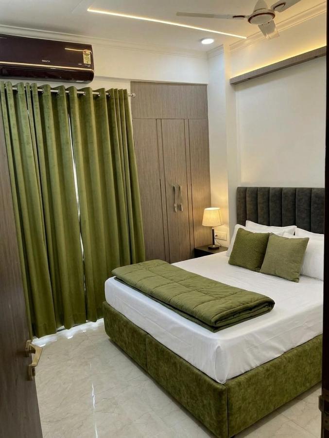The Local Loft - Bed and Breakfast Benares