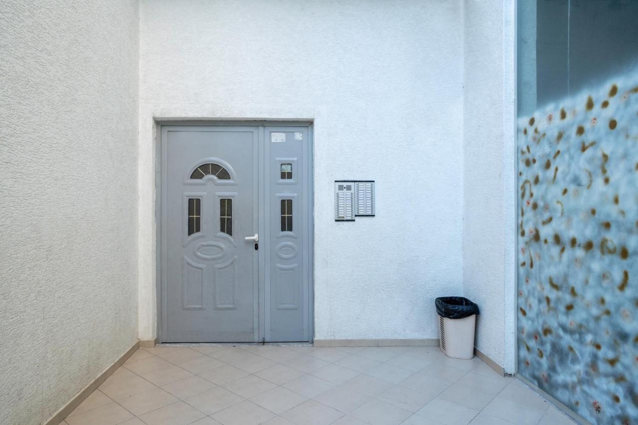Casa Luxe Apartment near Airport & Tirana Center - B&B Tirana
