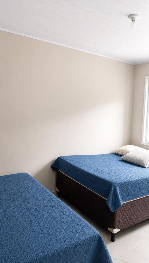 Casa com Piscina Privativa, Cozinha Completa, Roupa de Cama Incluso e Aceitamos Pet e Parcelamos até 18x No Cartão de Crédito - B&B Caldas Novas