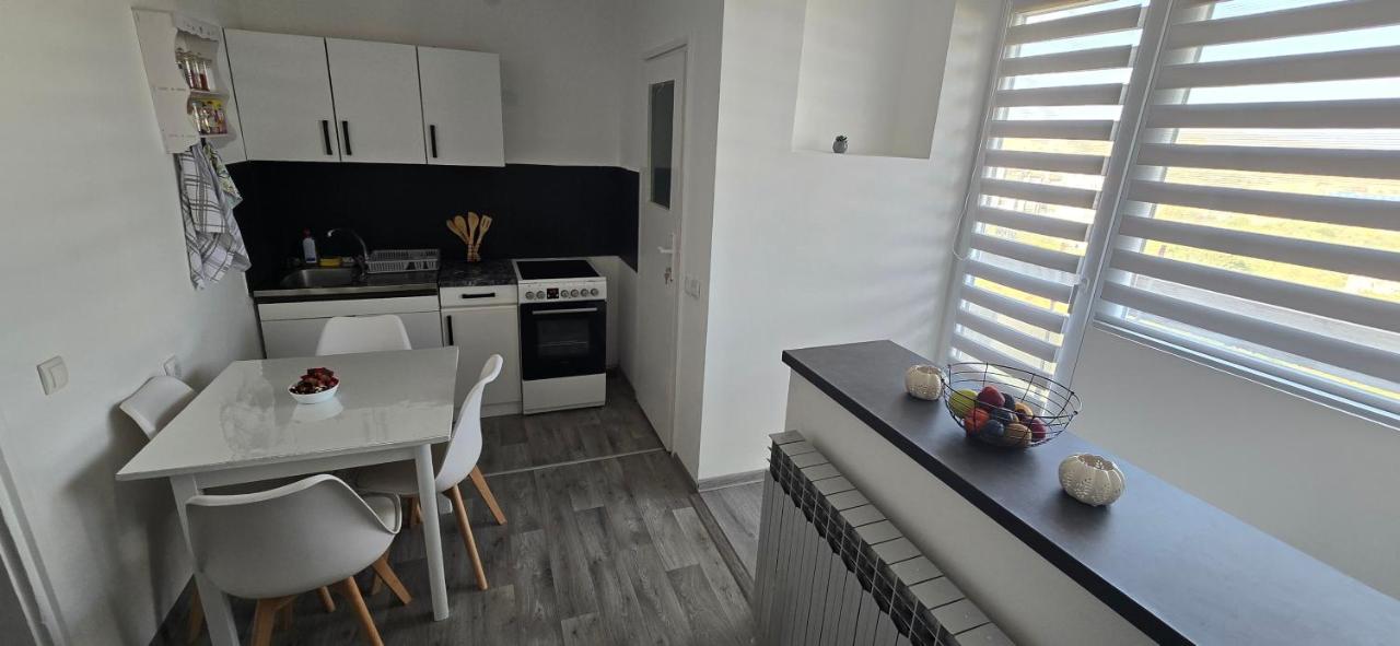 Stan na dan Bor - Ferienwohnung Bor