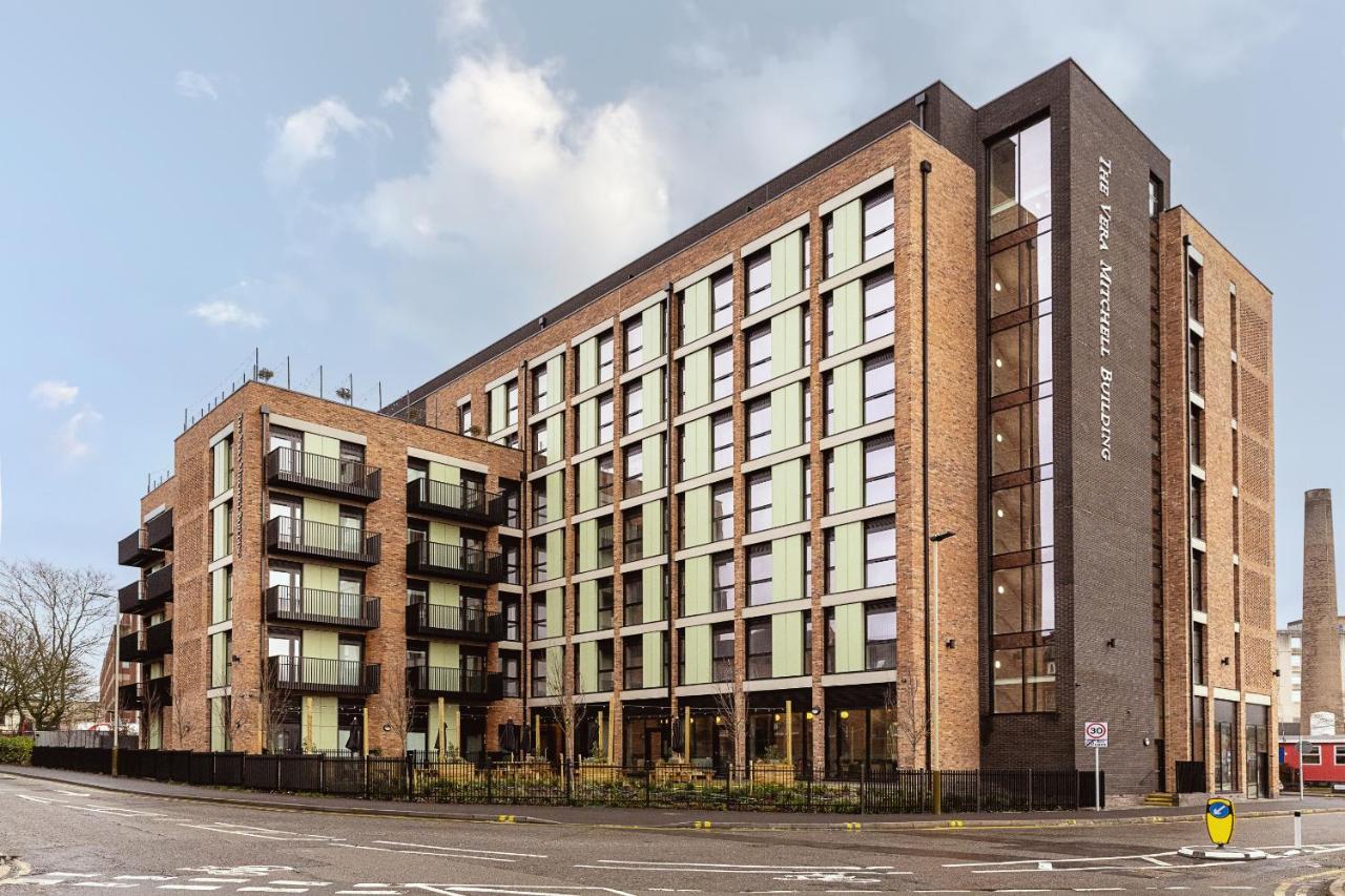 1 Bed apartment / 2 min walk to LRI / Balcony - Ferienwohnung Leicester