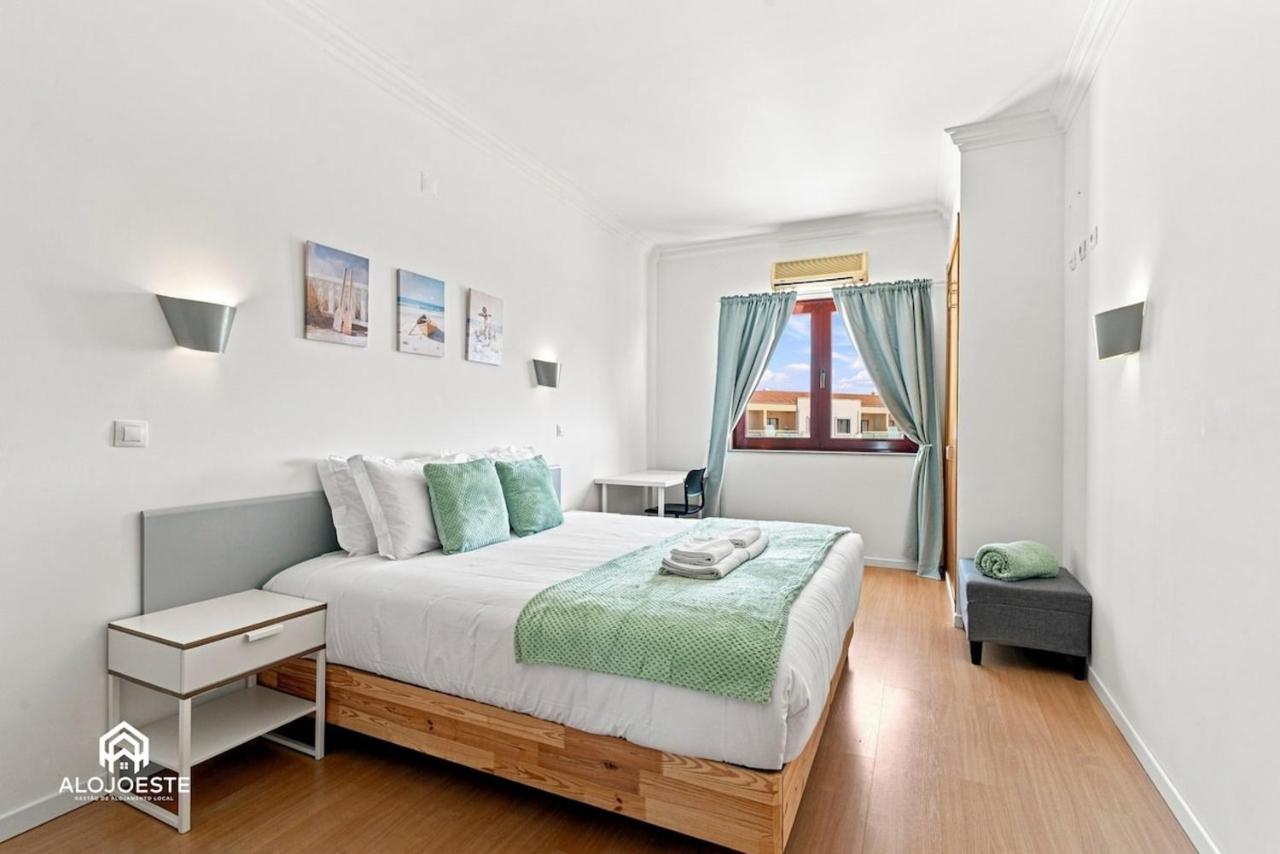 Sunset by the Sea - 1 bedroom apt with ocean view - B&B Ericeira