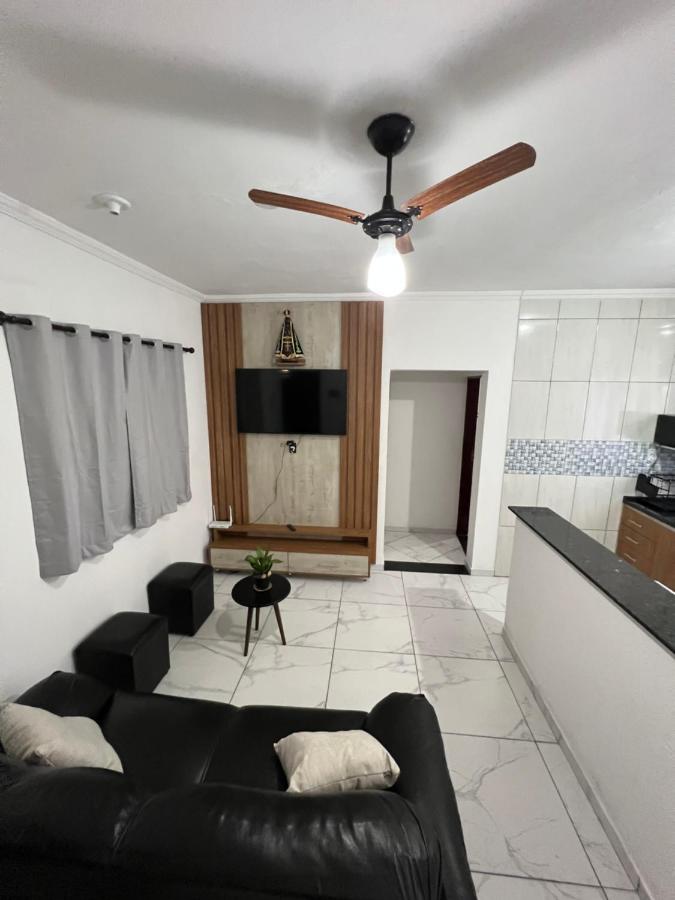 Tia Maria, Apartamento perto do Santuário Nacional - Chambres d'hôtes Aparecida