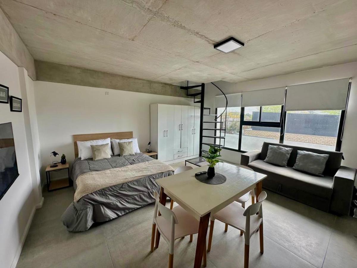 Monoambiente con terraza privada y cochera en Pinamar - Chambres d'hôtes Pinamar