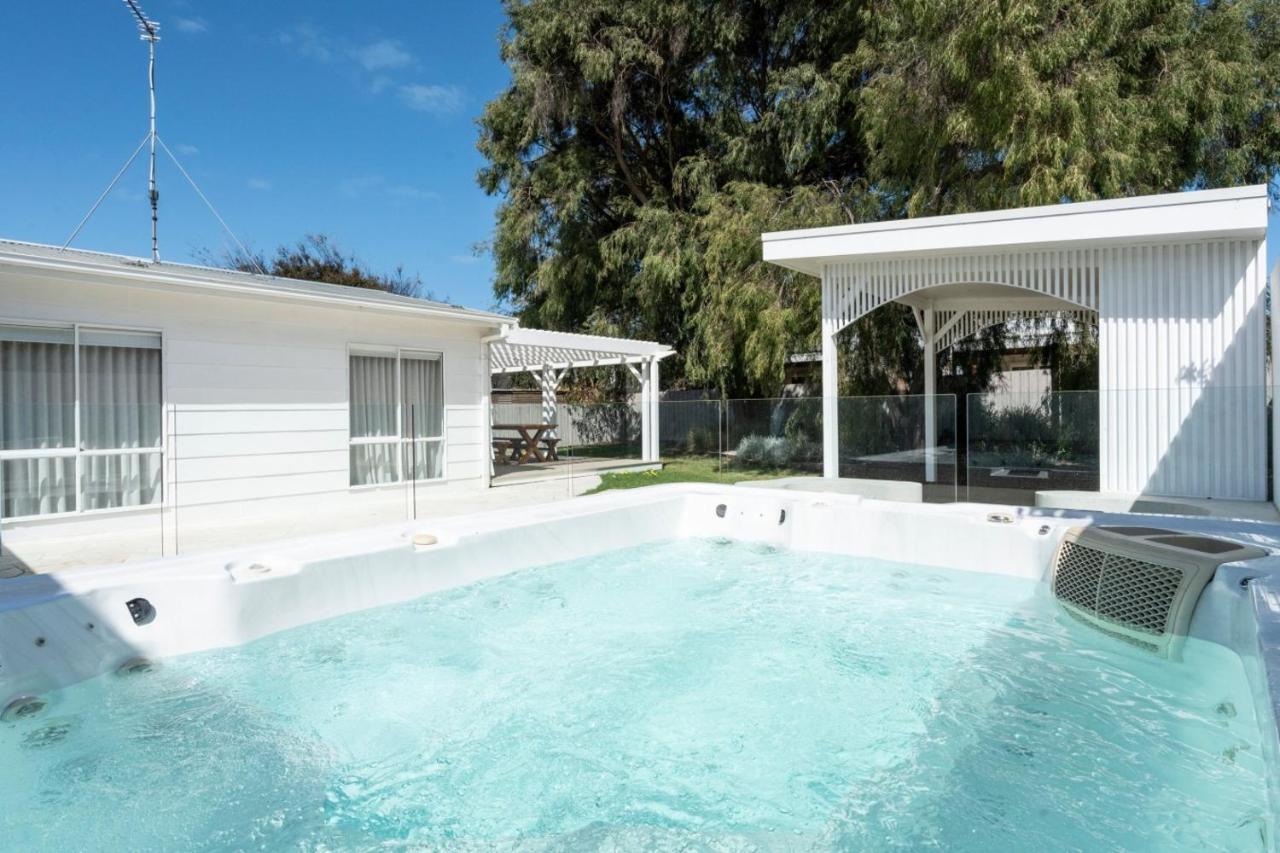 Coastal Waters - Spa, Sleeps 8, Newly Renovated - Ferienwohnung Ocean Grove