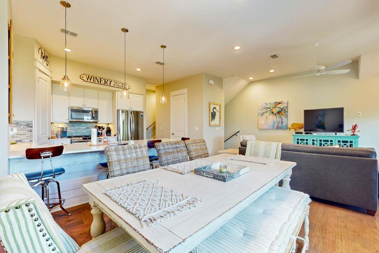 160 Sunset Avenue - B&B Port Aransas