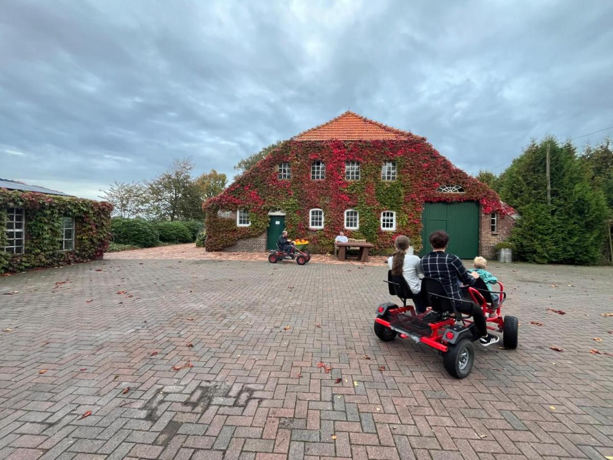 Ferienwohnung Nordseeglück - Alleinlage im Grünen - MÜLLER Neuschoo - Ferienwohnung Neuschoo