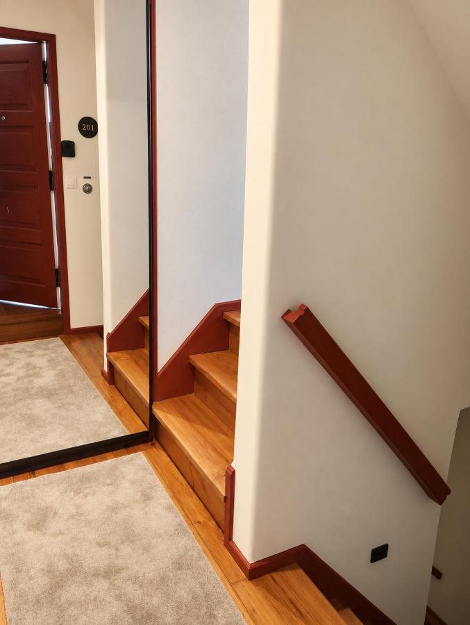 Apartment mit 2 Schlafzimmern und Balkon