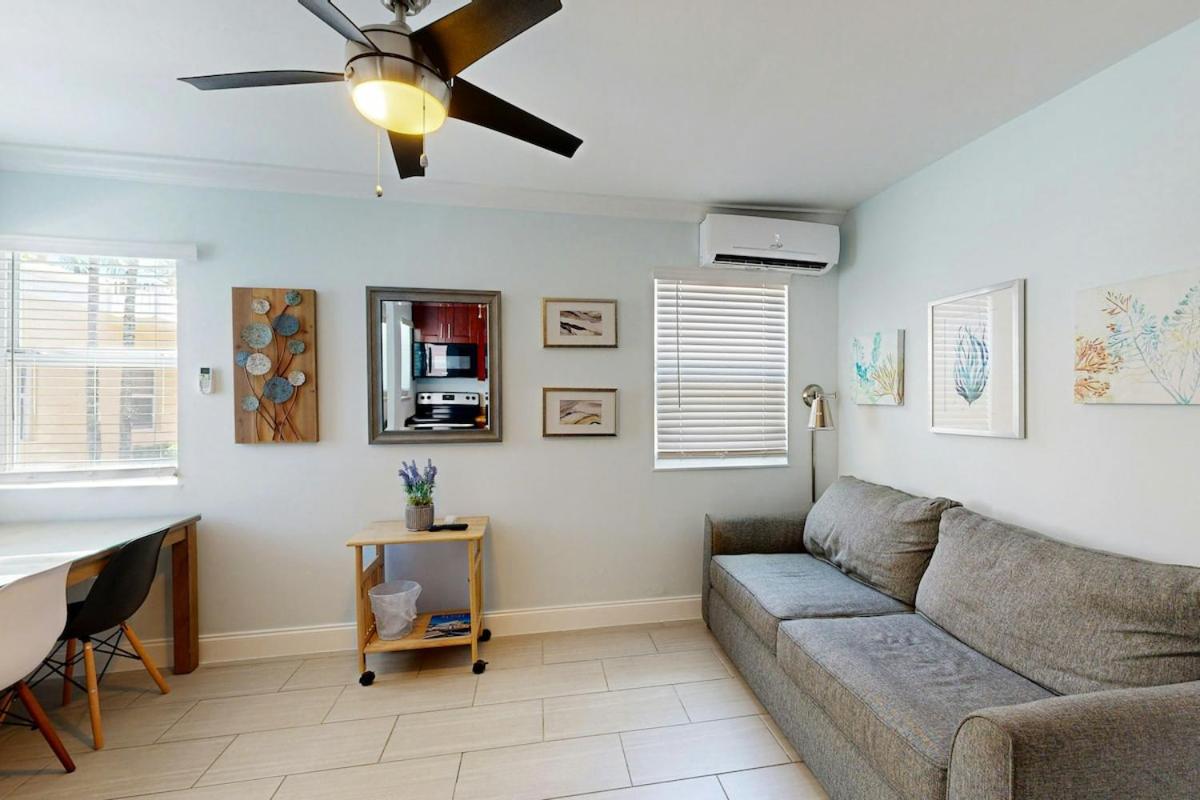 Pastel Dream - Bed and Breakfast Hollywood