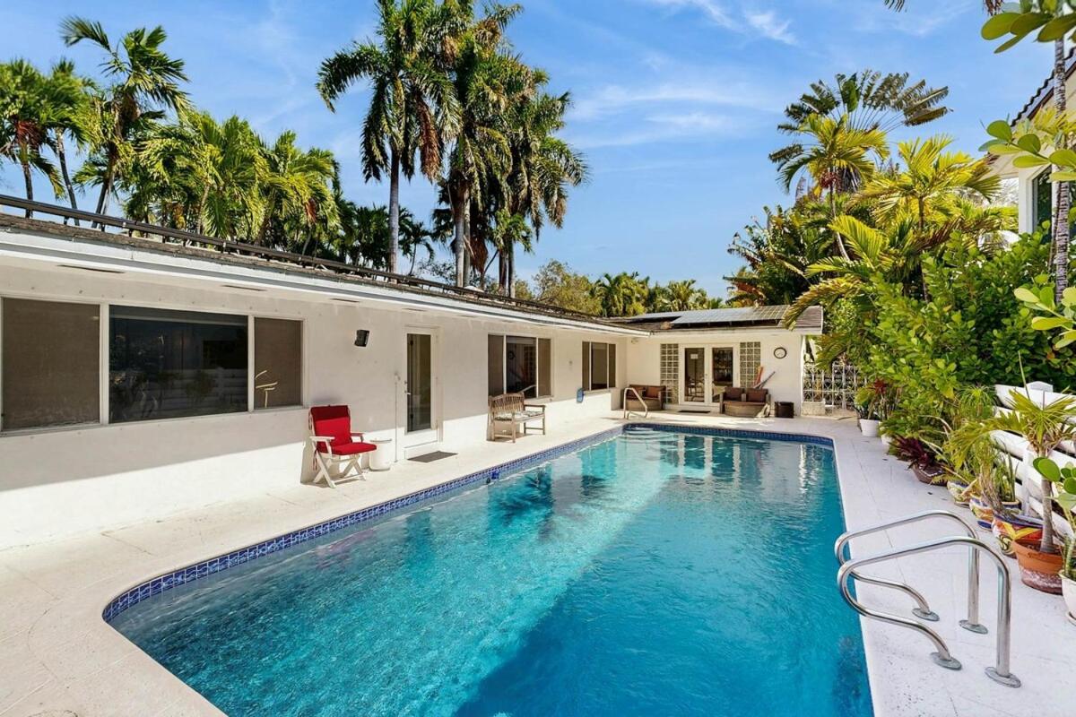 Sunny Oasis - B&B Hollywood