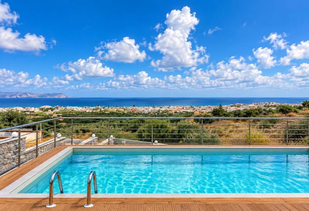 Amberstone Villa with Panoramic Sea View & Private Pool - B&B Kokkini Chani
