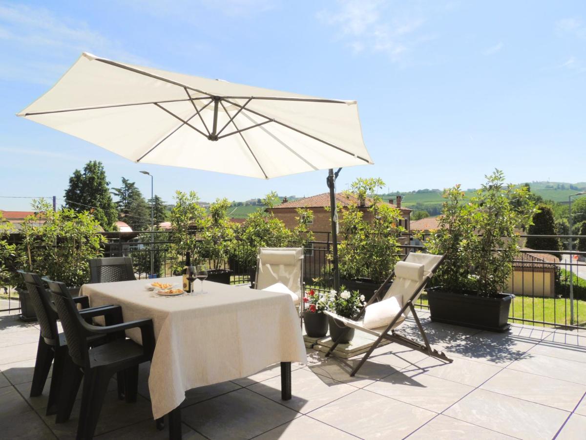 Casa Baratta - Il Gelso, Neive, Langhe, Appartamento con Terrazzo Panoramico - B&B Neive
