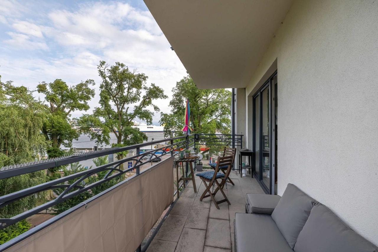 Modern apartment with river view Świnoujście Wybrzeże Władysława IV 9 by Heyrent - Ferienwohnung Swinemünde