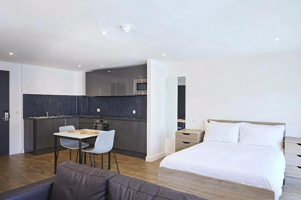Student Only Practical Studios In Brighton - Bed and Breakfast Brighton
