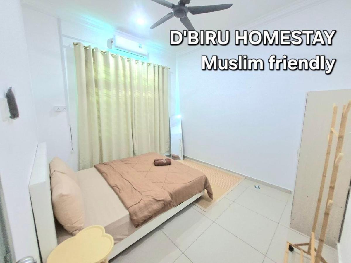 D'Biru Homestay Segamat - Ferienwohnung Segamat