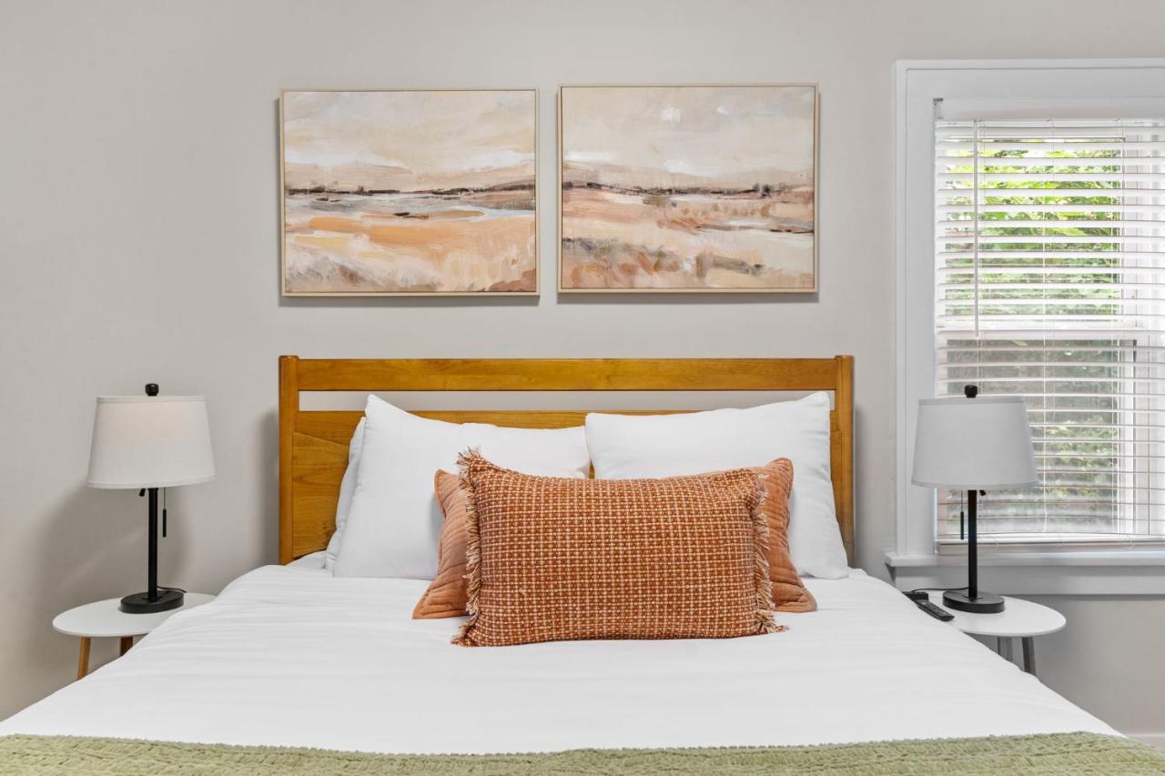 Lyncreek Landing - B&B Minneapolis