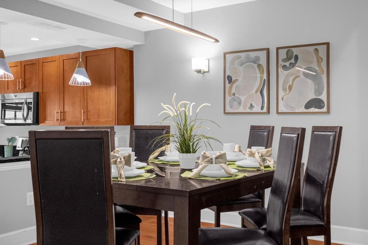 4BR Resort Villa Near Disney & Universal - B&B Orlando