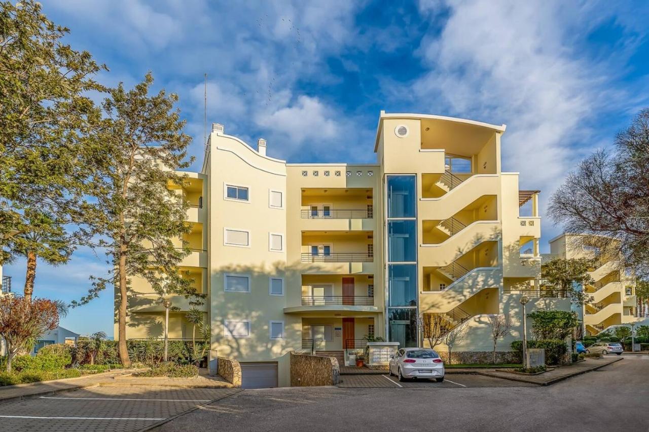 Meia Praia Beach: Golf | Perfect for Families - Ferienwohnung Lagos