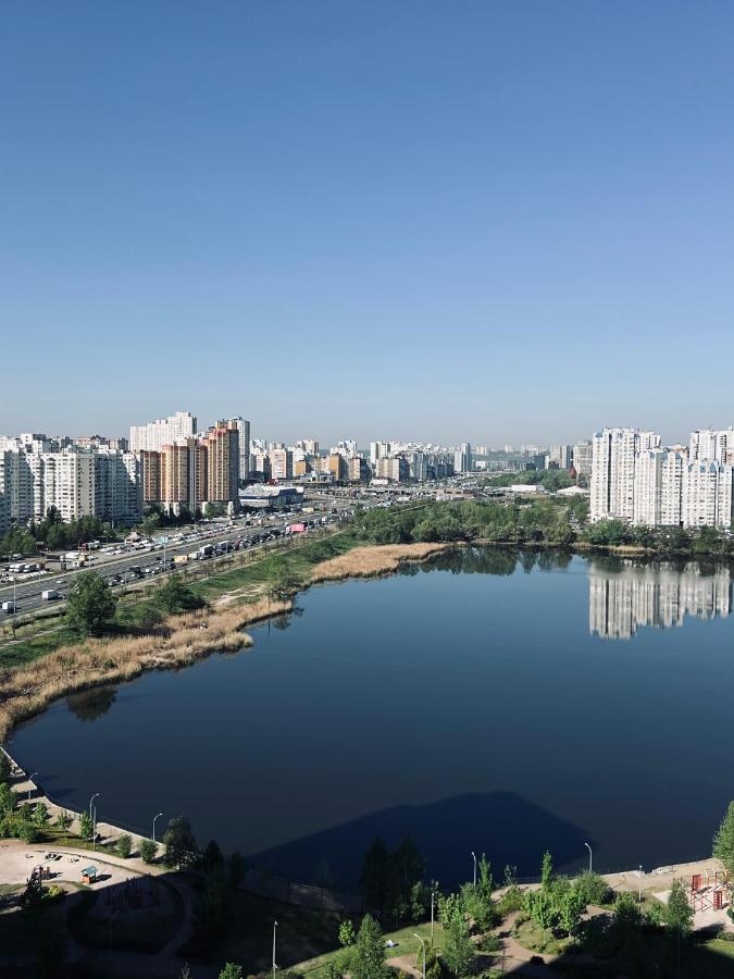 96 KEYS Swan БУДИНОК З УКРИТТЯМ І ГЕНЕРАТОРОМ - B&B Kyiv
