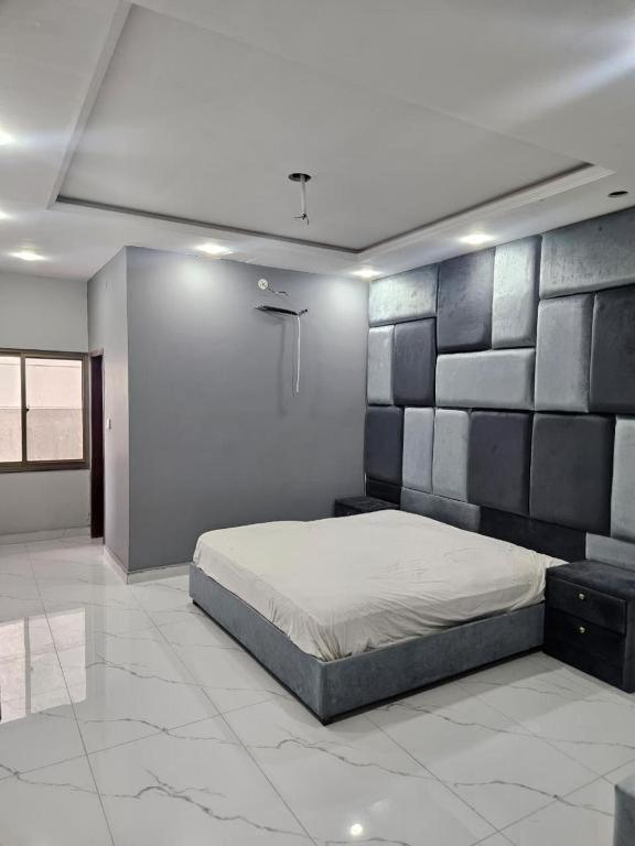 Shimla Heights By Carmines - B&B Lahore