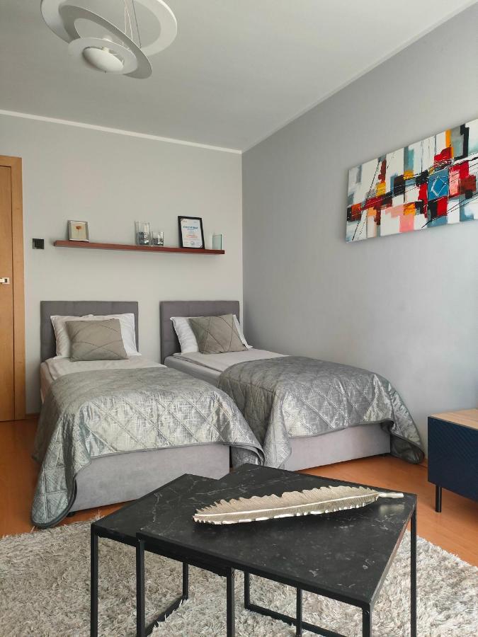 Aquapark by JoApart - FREE PARKING, WIFI - B&B Cracovia