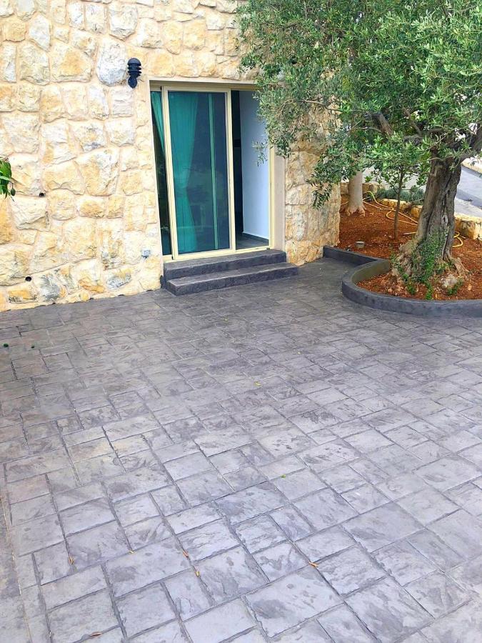 Mario's Guesthouse Batroun - B&B Batroûn