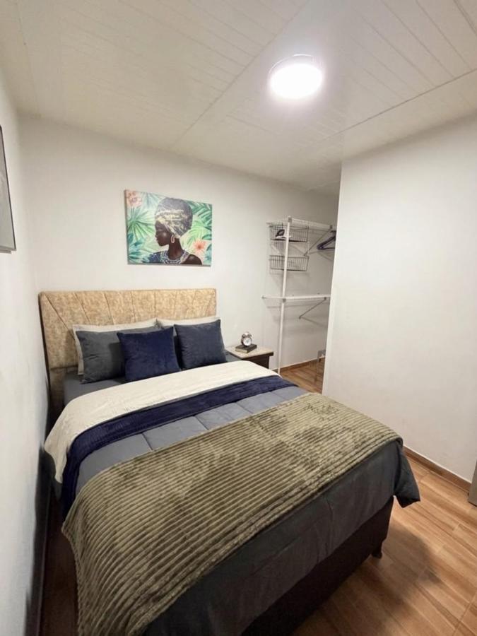 Apartamento amoblado cerca al aeropuerto el dorado - Chambres d'hôtes Bogota