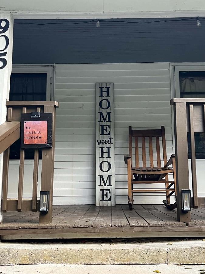 Blue Mill Farm Stay in the Smokies - B&B Del Rio
