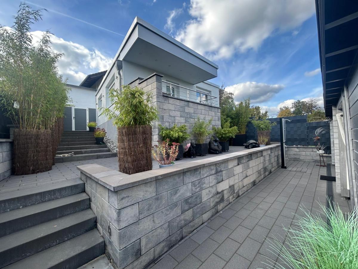 Jungle Spa Private - Whirlpool & Sauna & Garden - Ferienwohnung Lüdenscheid