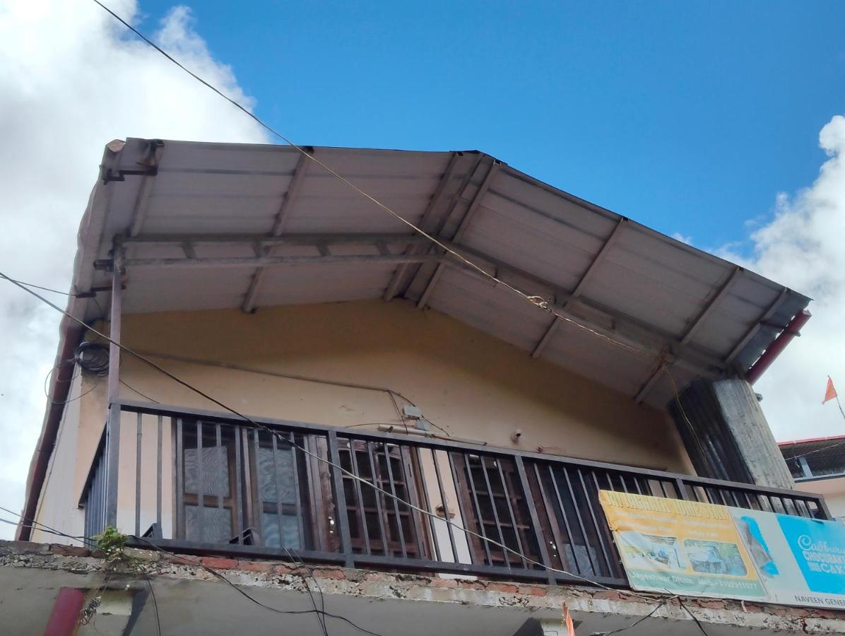 The Mountain Homestay - B&B Almora