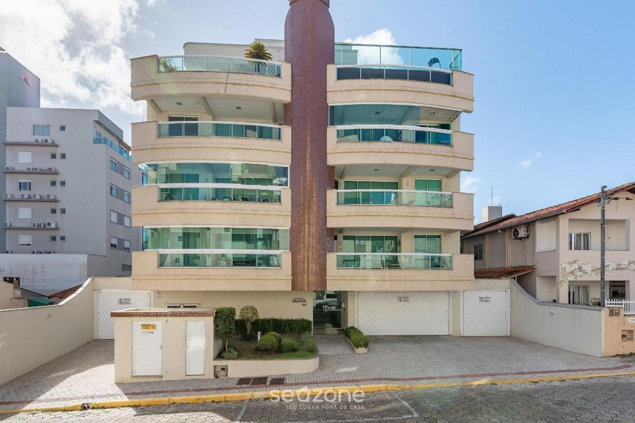 Apto c/ varanda a 160m da praia de Bombas COL102 - B&B Bombinhas