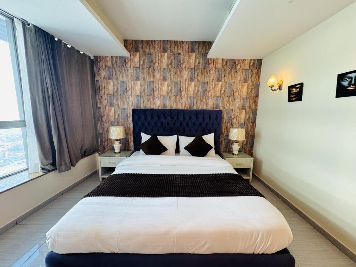 Three-Bedroom Standard Apartment